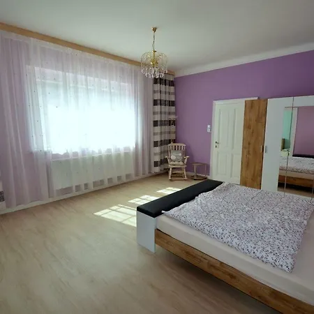 Apartment Fewo Kunterbunt